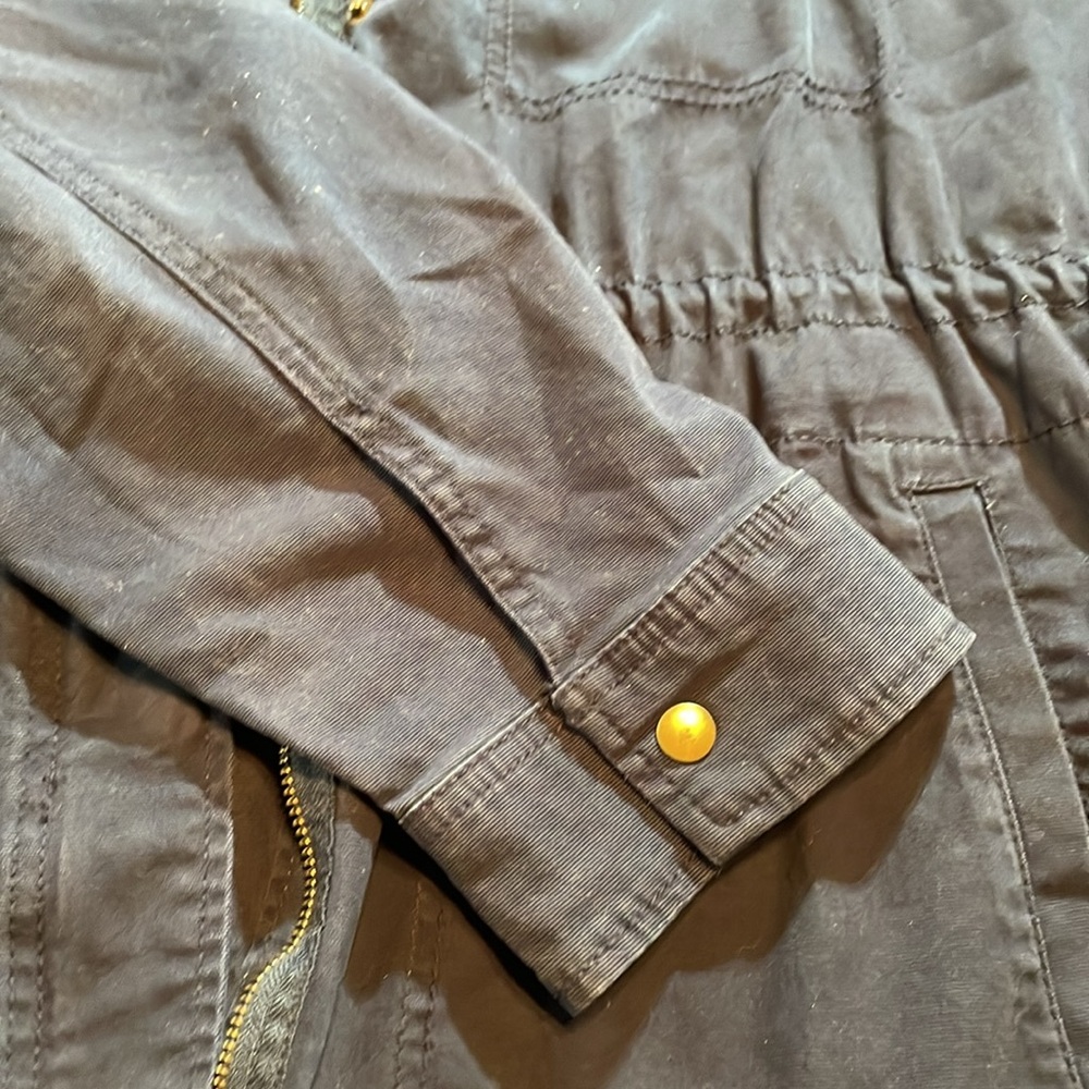 Coat - Picture 6 of 6